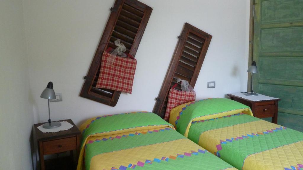 La Peiro Douco Guest House Roure Turin Room photo